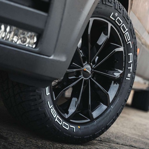 Räder und Reifensatz RUUUD Craftstar 18 Zoll Aluminium Schwarz Volkswagen Crafter 2017-2022